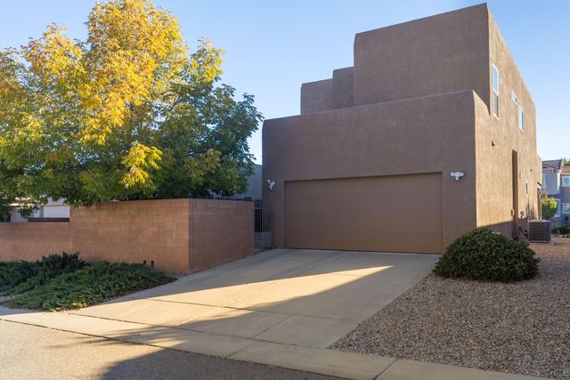 8409 Wild Dunes Road NW, Albuquerque, NM 87120