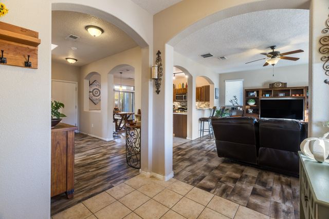 8409 Wild Dunes Road NW, Albuquerque, NM 87120