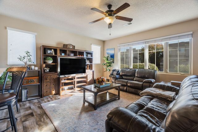 8409 Wild Dunes Road NW, Albuquerque, NM 87120