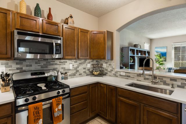 8409 Wild Dunes Road NW, Albuquerque, NM 87120