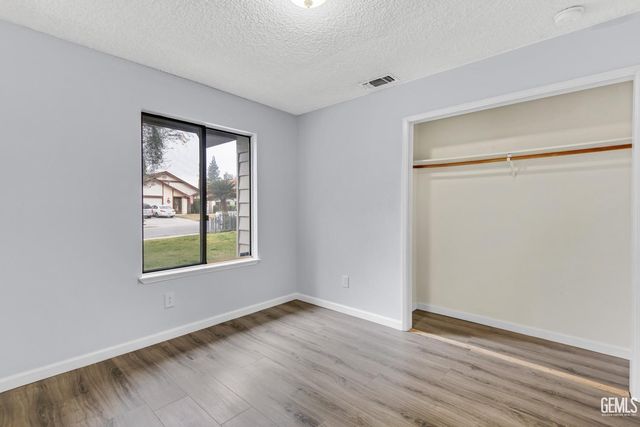 2713 McNutt Street, Bakersfield, CA 93306