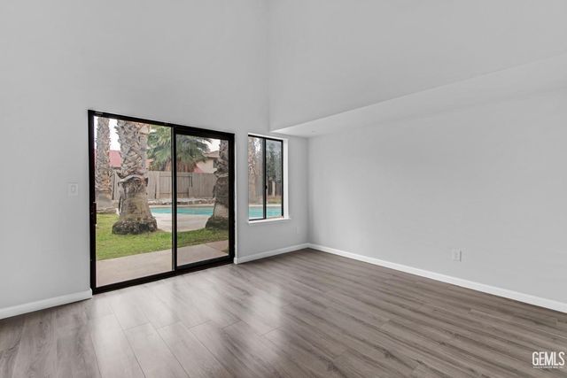2713 McNutt Street, Bakersfield, CA 93306