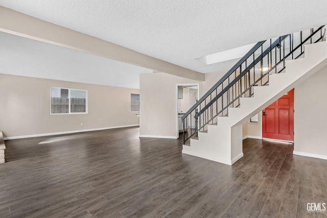 2713 McNutt Street, Bakersfield, CA 93306