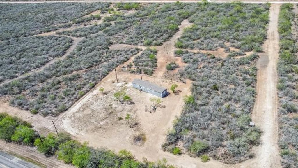 1426 HWY 359 Hwy, San Diego, TX 78394