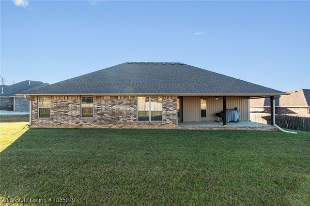 414 Kyla Marie Court, Lavaca, AR 72941