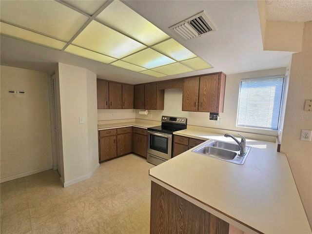 4 SHERBURY COURT 4, Palm Coast, FL 32137