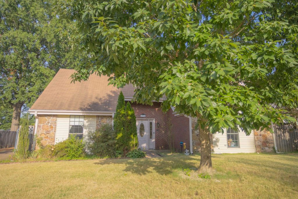 2974 CROWELL ST, Bartlett, TN 38133
