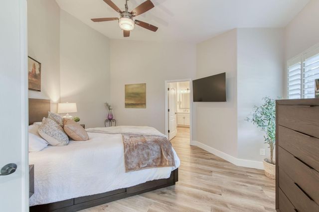 8540 N Talladega Way, Fresno, CA 93720