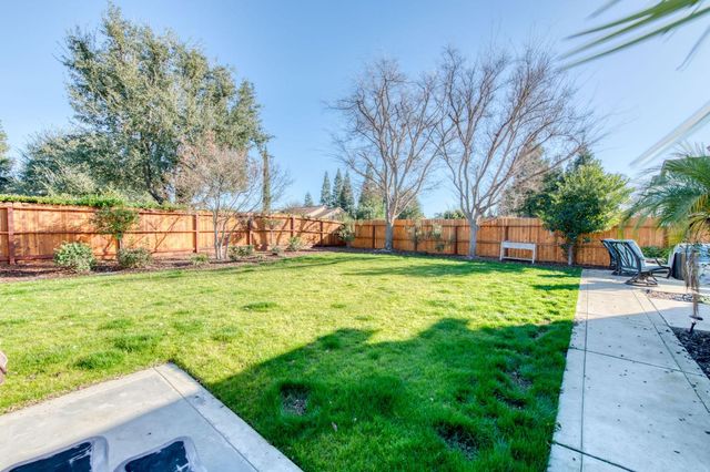 8540 N Talladega Way, Fresno, CA 93720