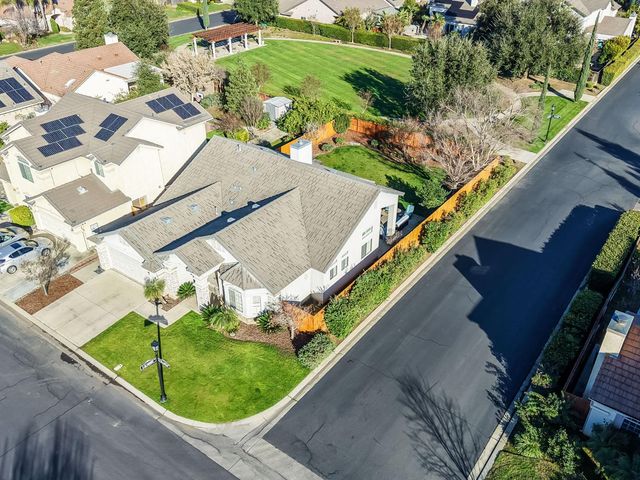 8540 N Talladega Way, Fresno, CA 93720