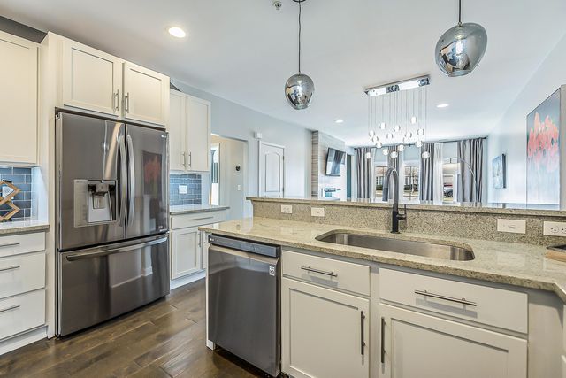 5502 Arbor Chase Drive, Ann Arbor, MI 48103