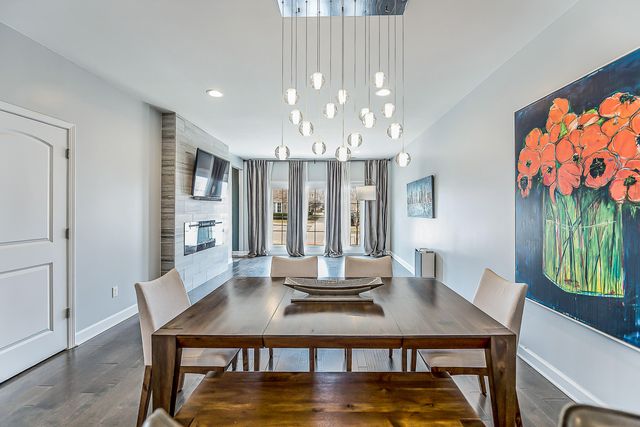 5502 Arbor Chase Drive, Ann Arbor, MI 48103