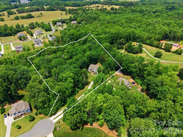 125 Sweet Grass Lane, Mooresville, NC 28115
