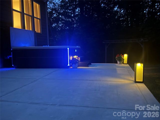 125 Sweet Grass Lane, Mooresville, NC 28115