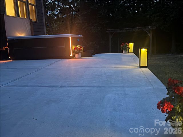 125 Sweet Grass Lane, Mooresville, NC 28115