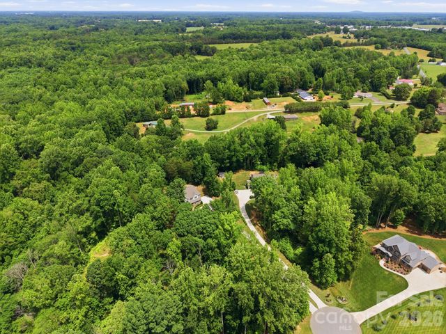 125 Sweet Grass Lane, Mooresville, NC 28115