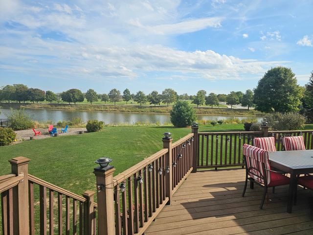 6508 Waterford Drive, Mchenry, IL 60050