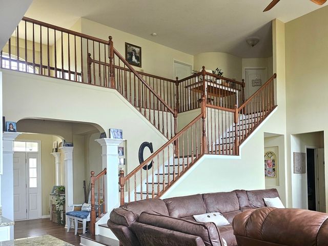 6508 Waterford Drive, Mchenry, IL 60050