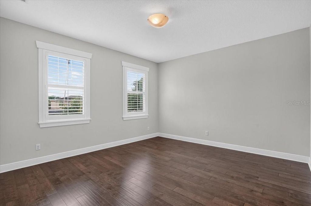 Image 26 of property listing at 3615 W RENELLIE CIRCLE, Tampa, FL 33629