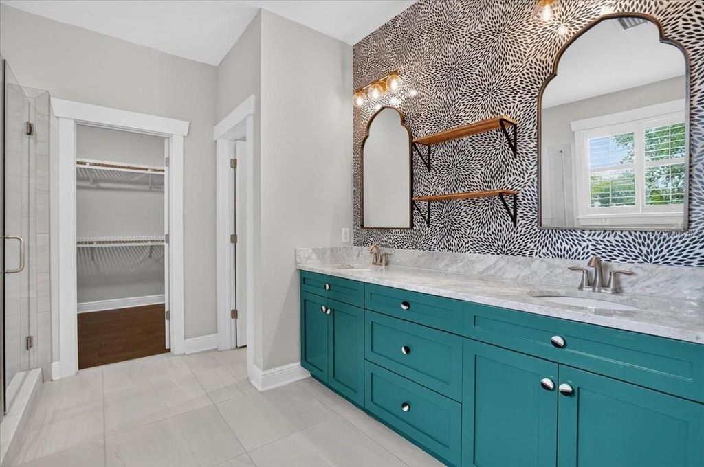Image 38 of property listing at 3615 W RENELLIE CIRCLE, Tampa, FL 33629