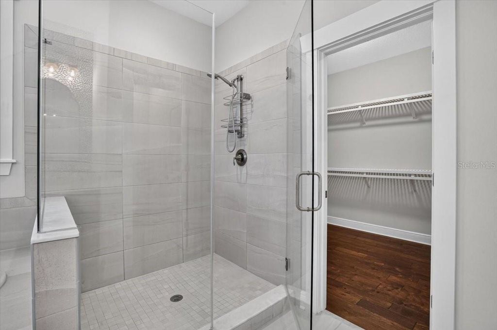 Image 40 of property listing at 3615 W RENELLIE CIRCLE, Tampa, FL 33629