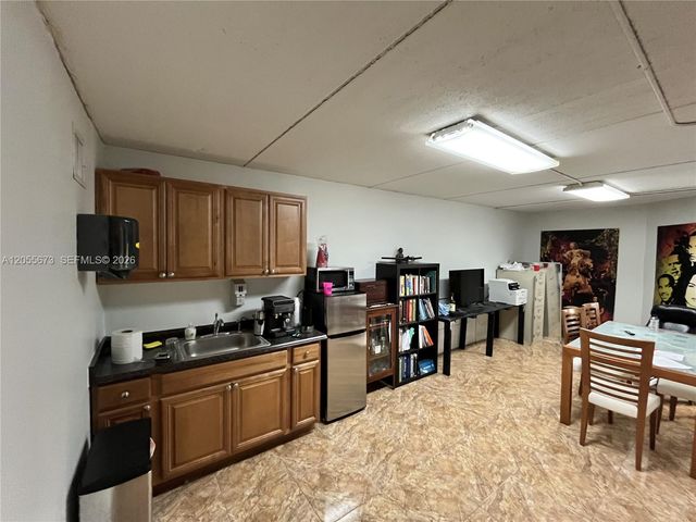 16115 SW 117th Ave A13, Miami, FL 33177