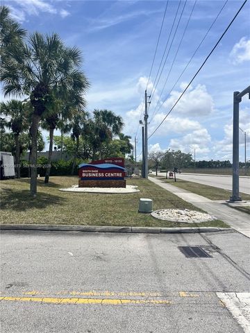 16115 SW 117th Ave A13, Miami, FL 33177