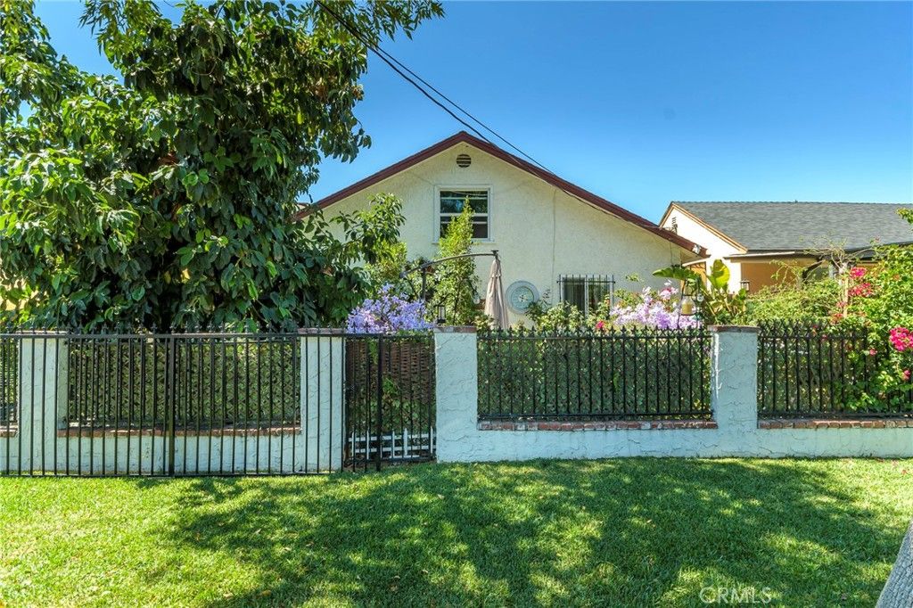 6621 Ben, North Hollywood, CA 91606 — exterior