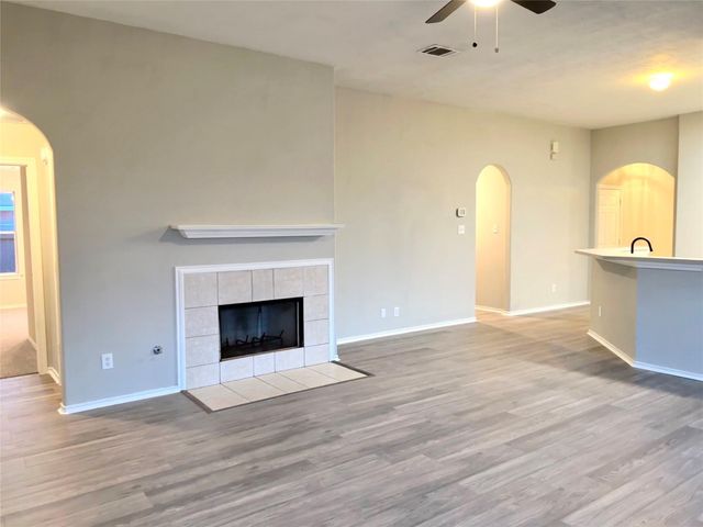 12286 Noco Drive, Tomball, TX 77375