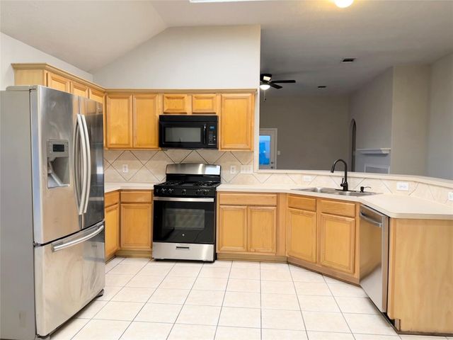 12286 Noco Drive, Tomball, TX 77375