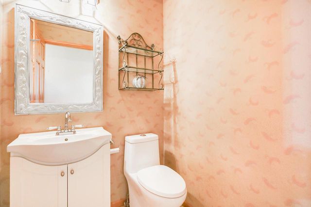 2128 Hunters Ridge COURT, Manitowoc, WI 54220