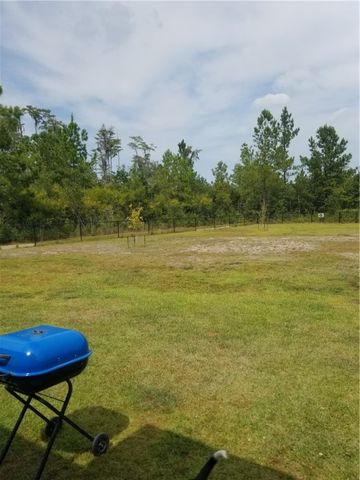 48 Hawks Way, Waynesville, GA 31566