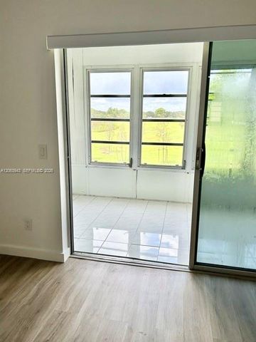 2431 SW 82nd Ave 204, Davie, FL 33324
