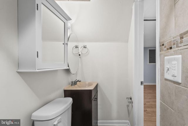 2325 FAIRVIEW TER, Alexandria, VA 22303