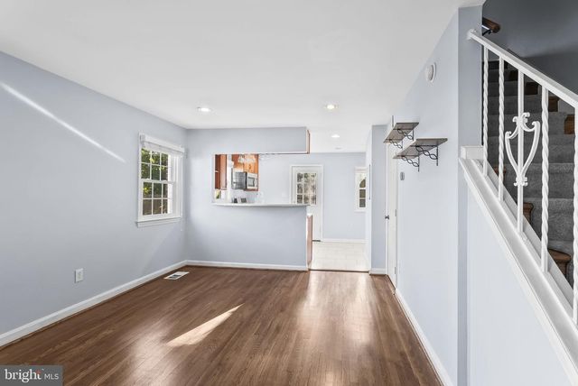 2325 FAIRVIEW TER, Alexandria, VA 22303