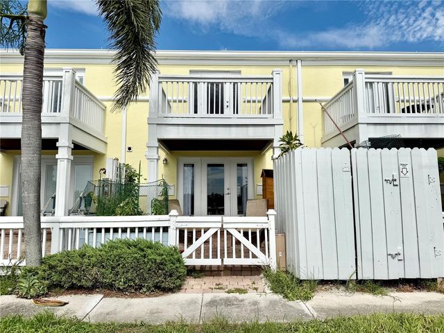3751 POMPANO DRIVE SE 3751, St Petersburg, FL 33705