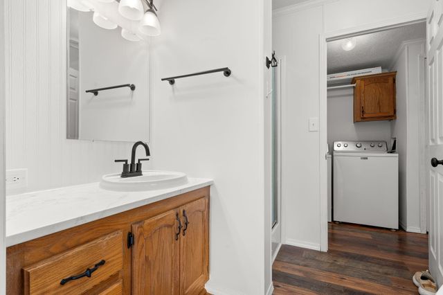 411 Shelton Drive, Hollister, MO 65672