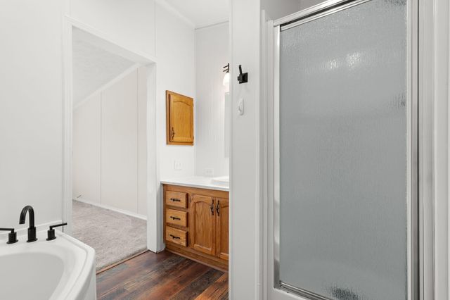 411 Shelton Drive, Hollister, MO 65672