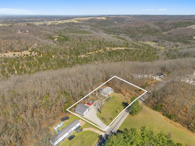 411 Shelton Drive, Hollister, MO 65672