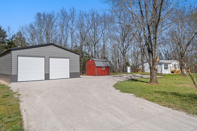 411 Shelton Drive, Hollister, MO 65672