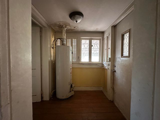 137 W 5th Ave., Petal, MS 39465