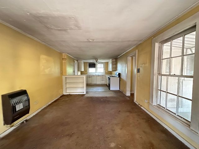 137 W 5th Ave., Petal, MS 39465