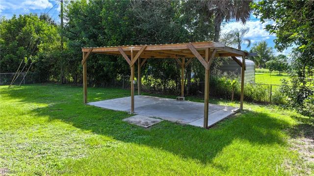 304 Serenade Drive, Lake Placid, FL 33852