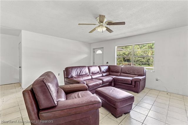 304 Serenade Drive, Lake Placid, FL 33852
