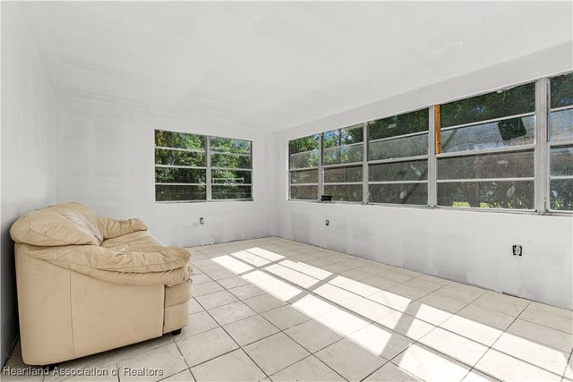 304 Serenade Drive, Lake Placid, FL 33852