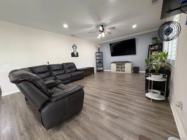 3326 Crowfoot, San Bernardino, CA 92407