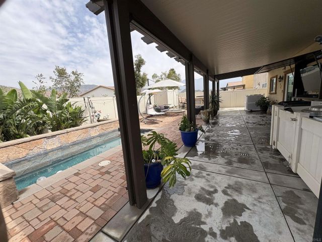 3326 Crowfoot, San Bernardino, CA 92407