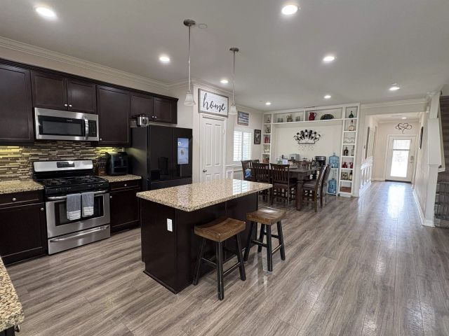 3326 Crowfoot, San Bernardino, CA 92407