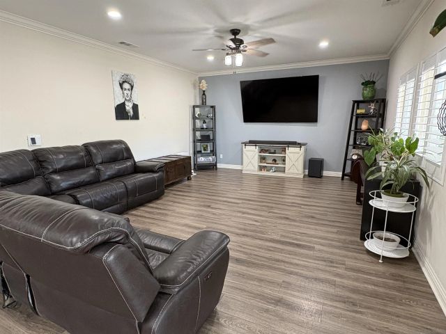 3326 Crowfoot, San Bernardino, CA 92407