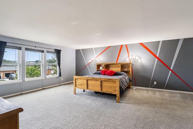 196 S Ash LANE, Whitewater, WI 53190